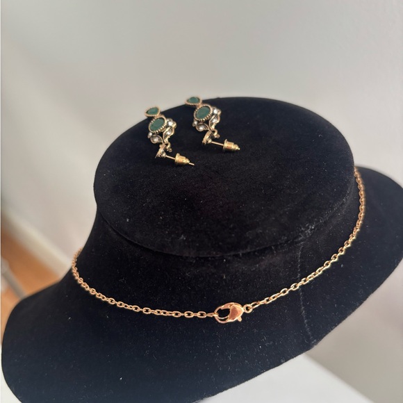 Gold-Tone Green Stone Pendant Necklace and Earring Set - Picture 6 of 7